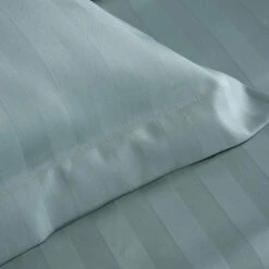 Damai Dekbedovertrek Katoen-satijn - 240 X 240/220cm - Mist Groen Gestreept -Beddengoed Winkel 1000030675 0102