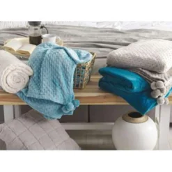 Beliani Plaid SAMUR - Grijs Polyester -Beddengoed Winkel e8d5551185214f71a2b5617cd8706de5