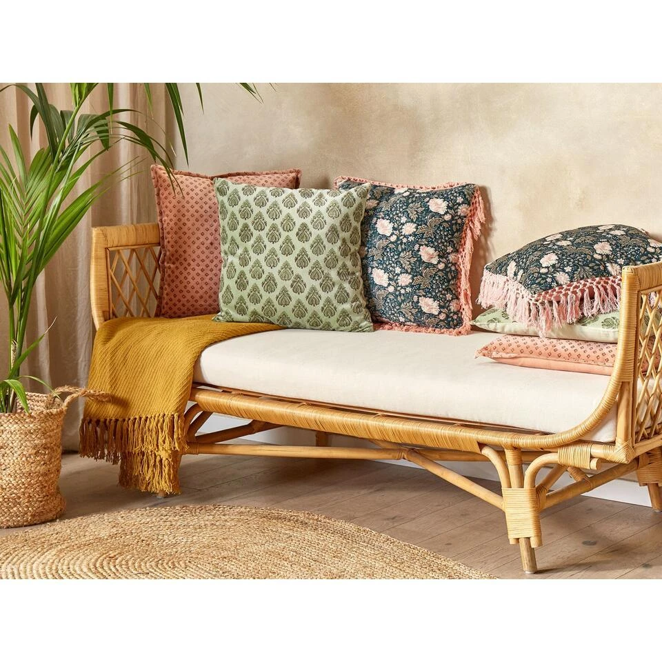 Beliani Sierkussen RUNGIA - Groen Fluweel - Afbeelding 2